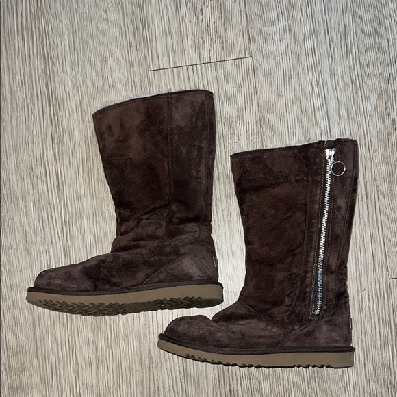 UGG Shoes - Ugg Size 4 Brown Suede Boots with Side Zipper
